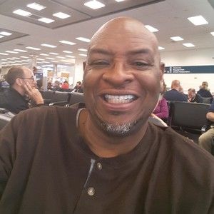 Meet your Posher, Derrick